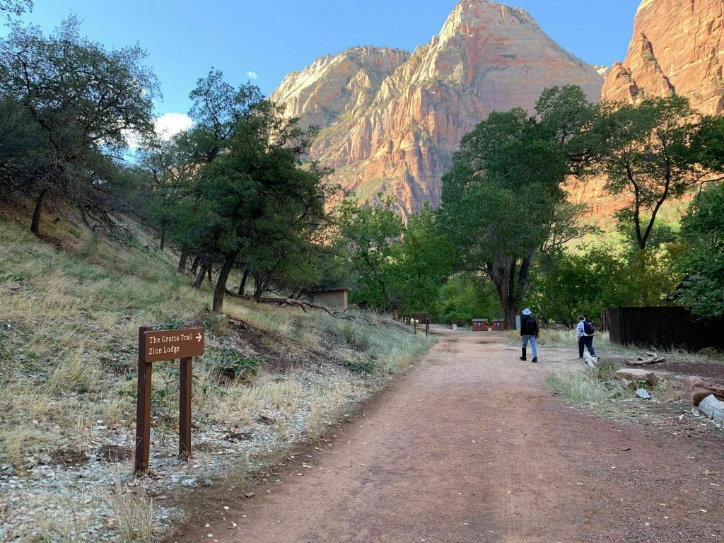 Zion Grotto Trail