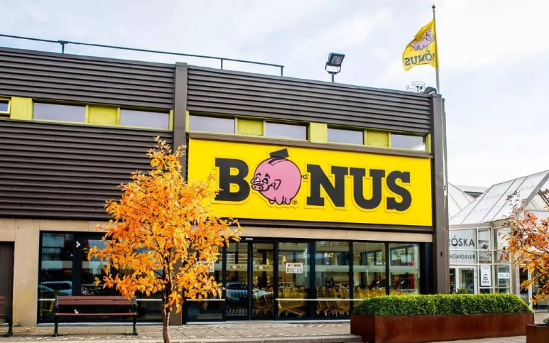 bonus Iceland supermarket - save money