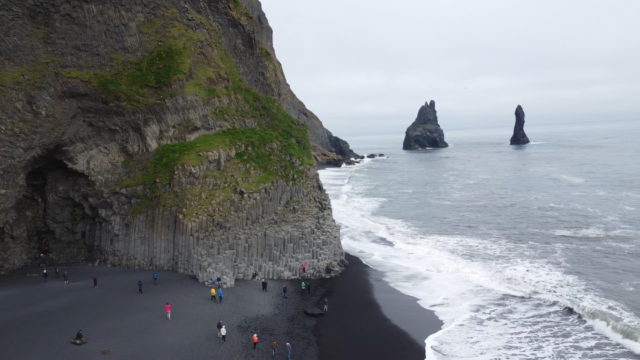 Tips for Visiting Reynisfjara Black Sand Beach in Iceland