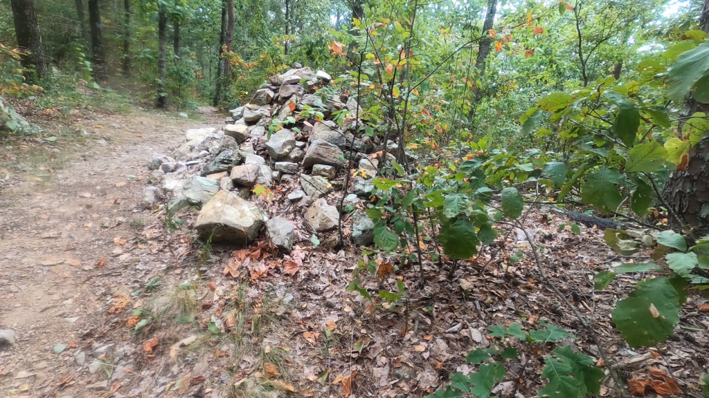 rocks before descent into snake creek