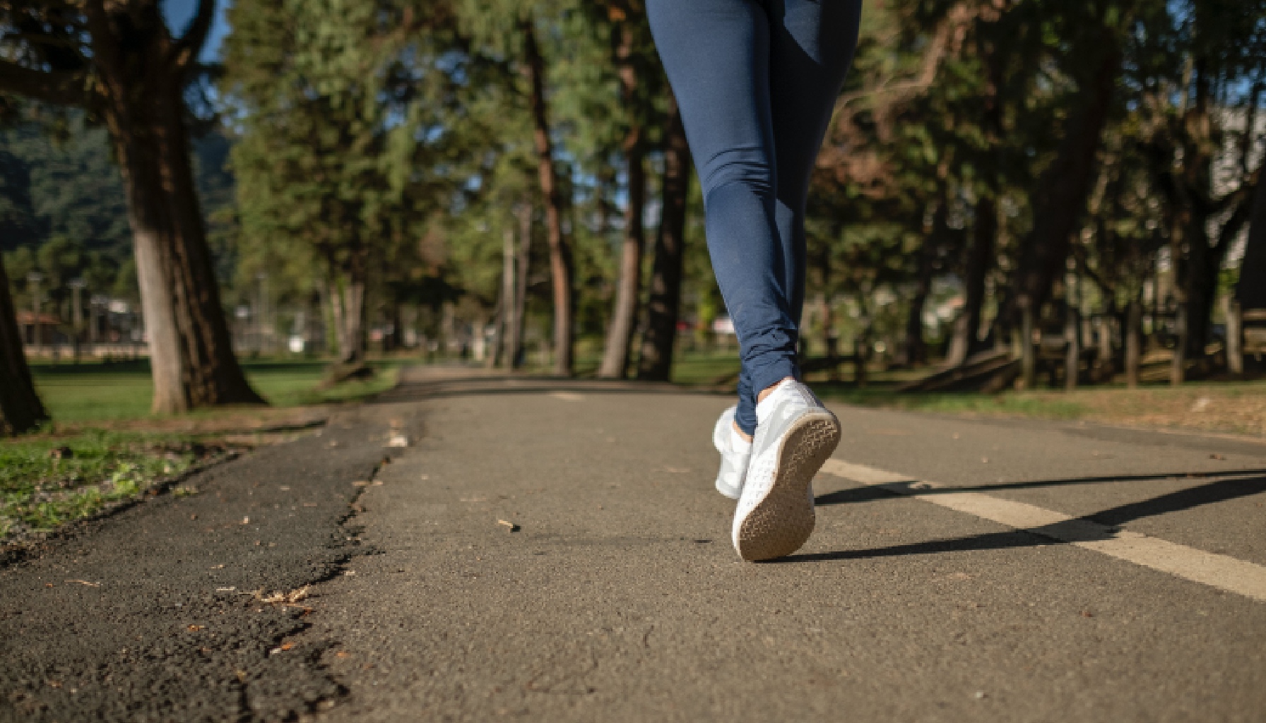 14 Benefits Of Walking 3 Miles A Day: Expert Insights & Results